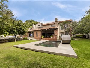 4 Bed House in Hurlingham