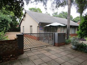 4 Bed House in Wierda Park
