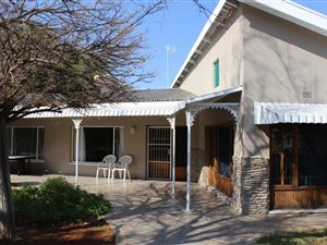 4 Bed House in Die Rand