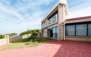 6 Bedroom House in Wilderness