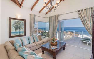 4 Bedroom House in Buffels Bay