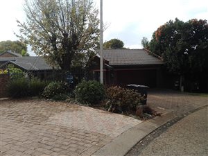 3 Bed House in Hennopspark