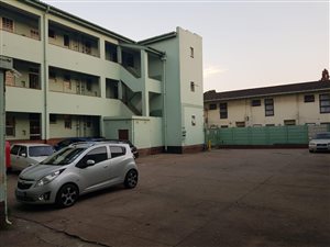 Studio Apartment in Bulwer