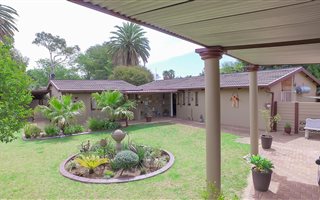 4 Bedroom House in Bonaero Park