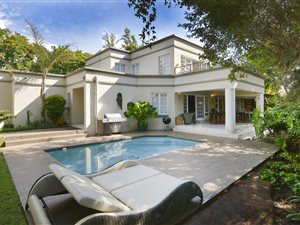 4 Bed House in Kyalami Estate