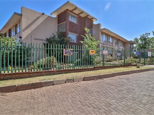 3 Bed Flat in Mindalore
