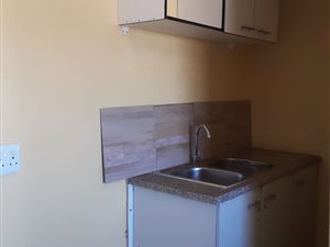 1 Bed Garden Cottage in Olifantsfontein