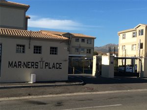 1 Bed Flat in Anchorage Park
