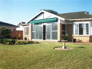 3 Bedroom Simplex in Hillcrest Central