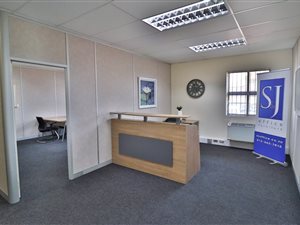 75 m² Office Space in Highveld