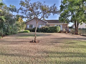 3 Bed House in Hayfields
