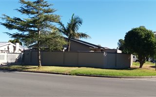 8 Bedroom House in George Central