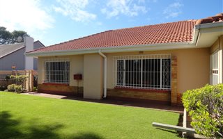 2 Bedroom House in Vanderbijlpark SW1
