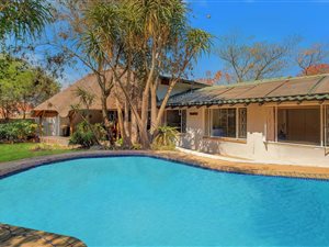 4 Bed House in Bordeaux