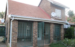 3 Bedroom House in Suiderberg
