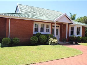 2 Bedroom House in Mt Edgecombe Estate 1 & 2