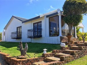 3 Bed House in Hartenbos Heuwels