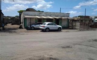Commercial space in Clairwood