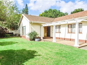 6 Bed House in Escombe