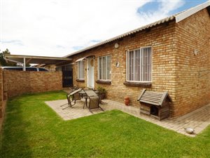 3 Bed Simplex in Cloverdene