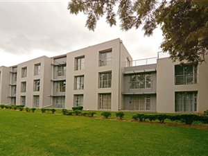 2 Bed Apartment in Morningside Manor
