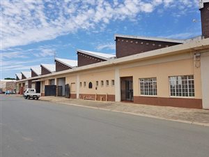3799 m² Industrial space in New Centre