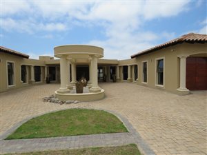 4 Bed House in Plettenberg Bay