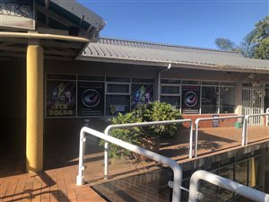 77 m² Commercial space in Uvongo