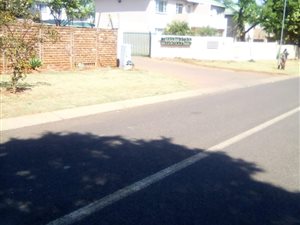 3 Bed Apartment in Newlands