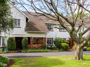 2 Bed Townhouse in Newlands