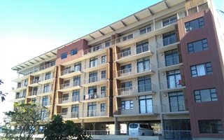 87 m² Commercial space in Point Waterfront