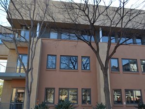5962 m² Office Space in Hillcrest