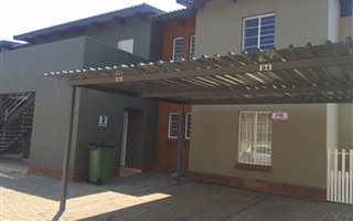 2 Bedroom Cluster in Waterval East