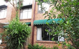 4 Bedroom Townhouse in Maroelana