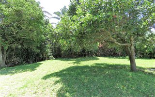 1050 m² Land available in Southbroom