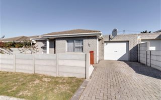 2 Bedroom Townhouse in Kuilsriver