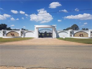 9500 m² Land available in Christiana