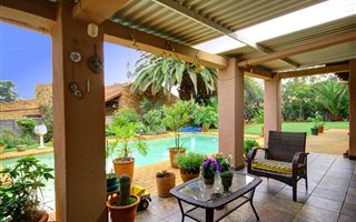 4 Bedroom House in Bergbron