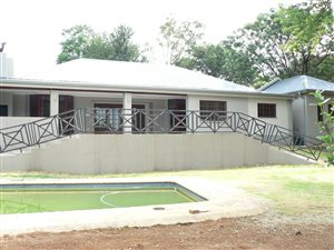 5 Bed House in Westdene