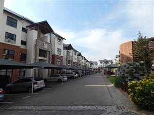 3 Bed Apartment in Kyalami Hills