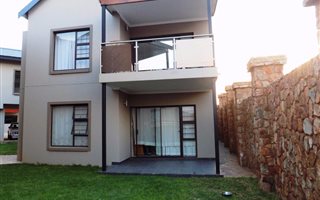 2 Bedroom Apartment in Redstone Country Estate