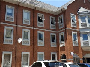 179 m² Office Space in Illovo