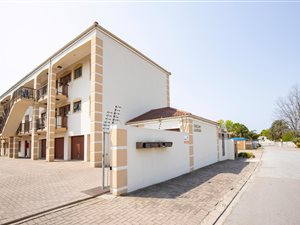 2 Bed Apartment in George South