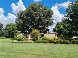 4 Bed House in Bainsvlei