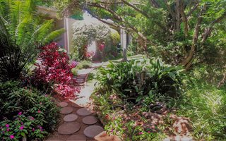 6 Bedroom House in Bendor