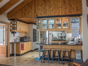 4 Bed House in Meyersdal