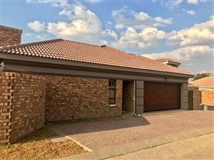 3 Bed Simplex in Newmarket Park