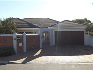 4 Bed House in Melkbosstrand