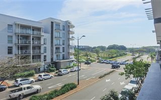2 Bedroom Apartment in Umhlanga Ridge New Town Centre
