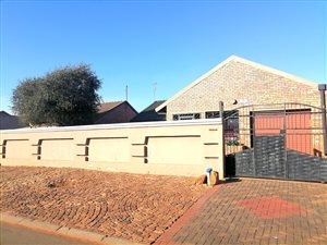 3 Bed House in Eldorado Park